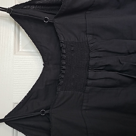 GAP Black Spaghetti Strap Cami - Picture 9 of 12
